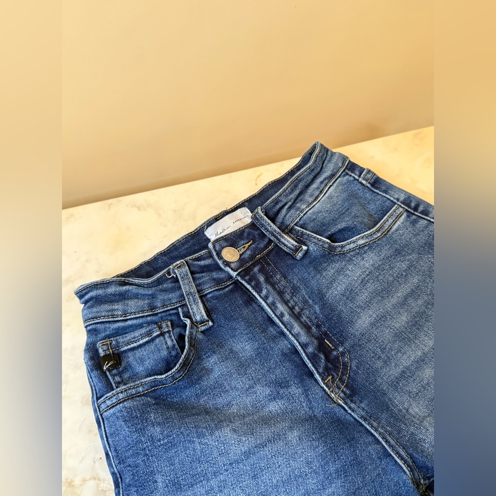 KanCan High Rise Blue Jeans Versatile Style